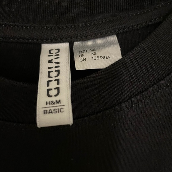 H&M basic black top - Picture 5 of 11